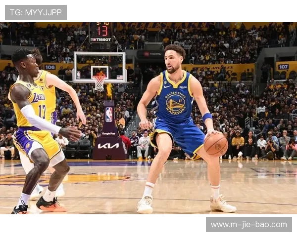 现代篮球进化趋势：速度与空间对决传统内线优势